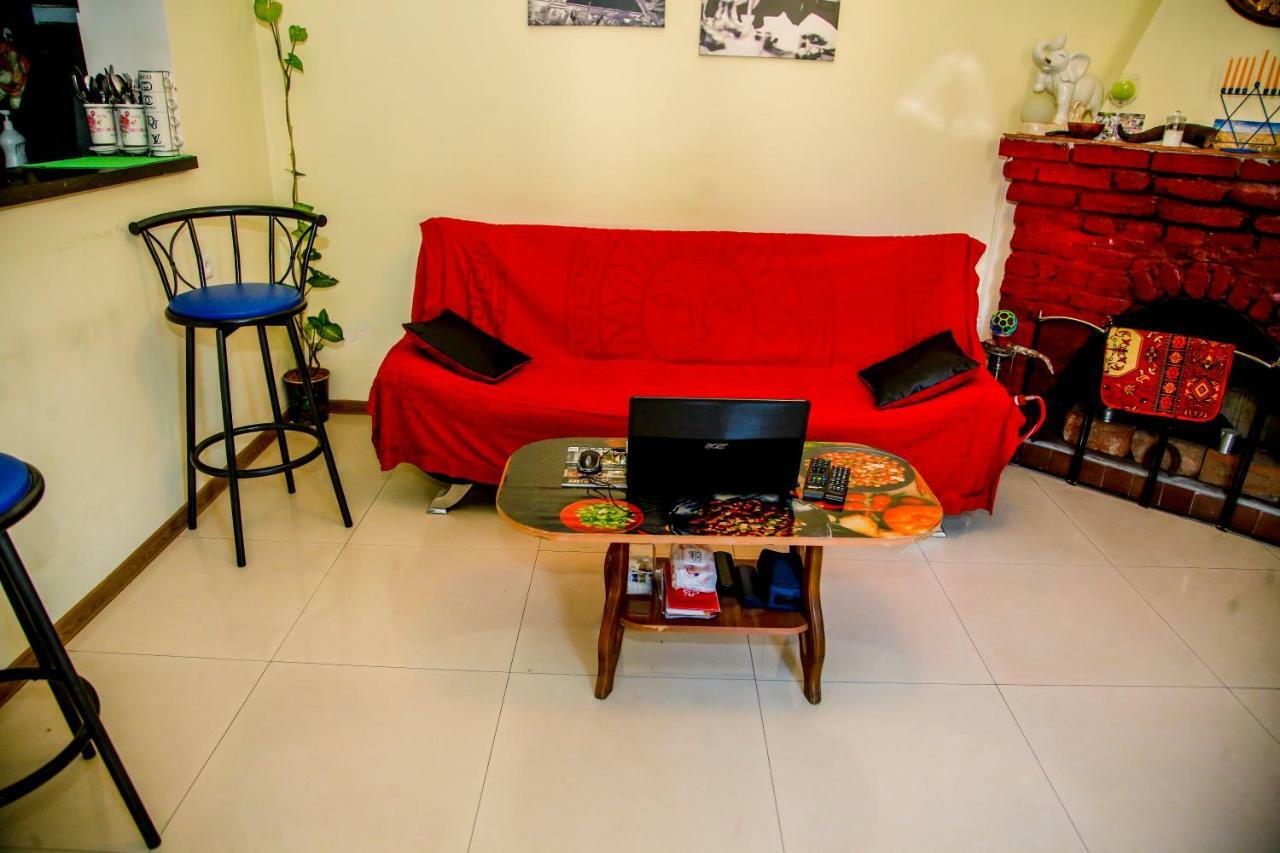Guesthouse Different Tiflis Exterior foto